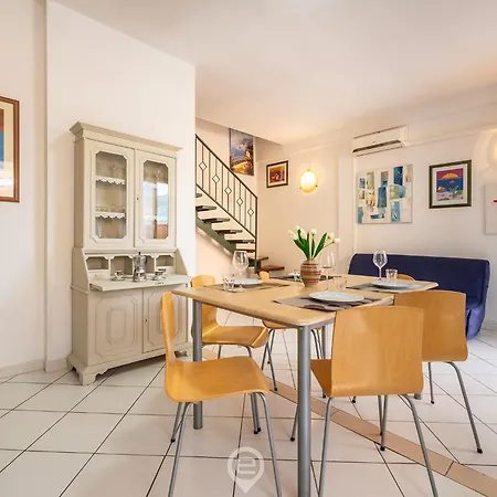 Coastal Nest Holiday home